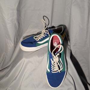 Vans Old Skool Yacht Club Multi-Color Colorblock Men's Sneakers (Women's 9.5)